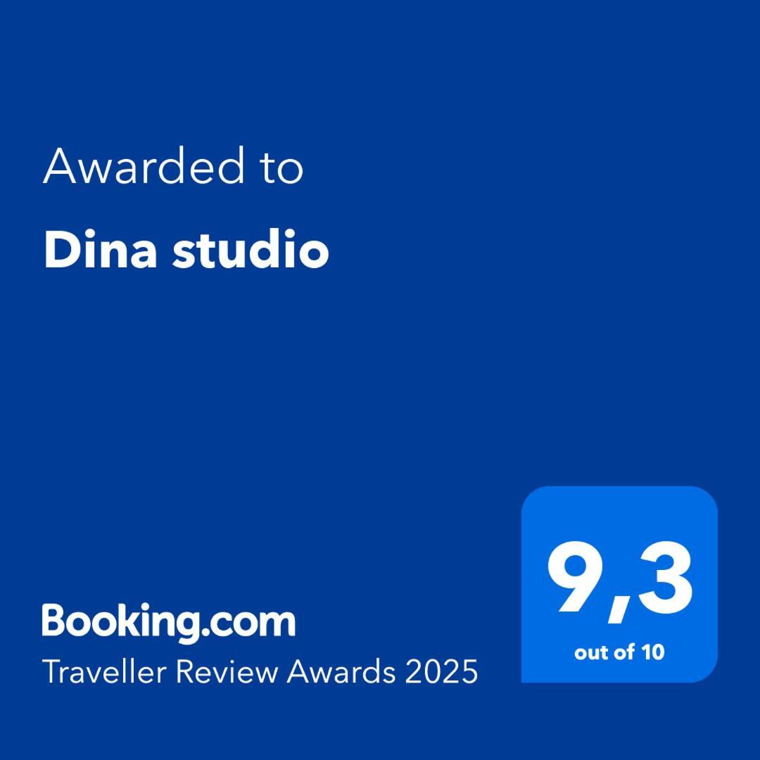 Dina Studio Lákka 外观 照片